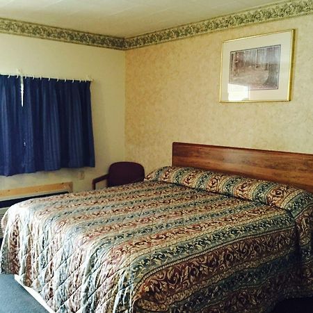 Regency Inn Bridgeport-Frankenmuth Екстериор снимка