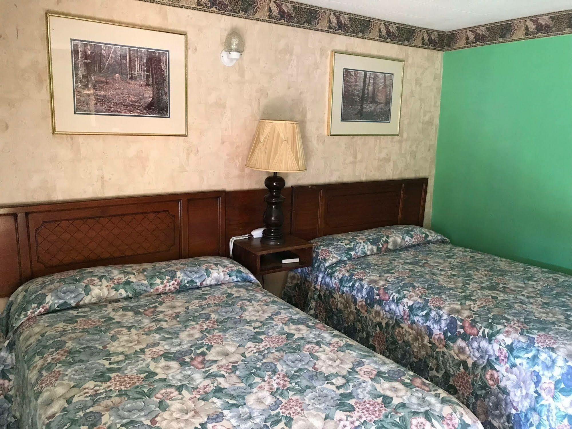 Regency Inn Bridgeport-Frankenmuth Екстериор снимка