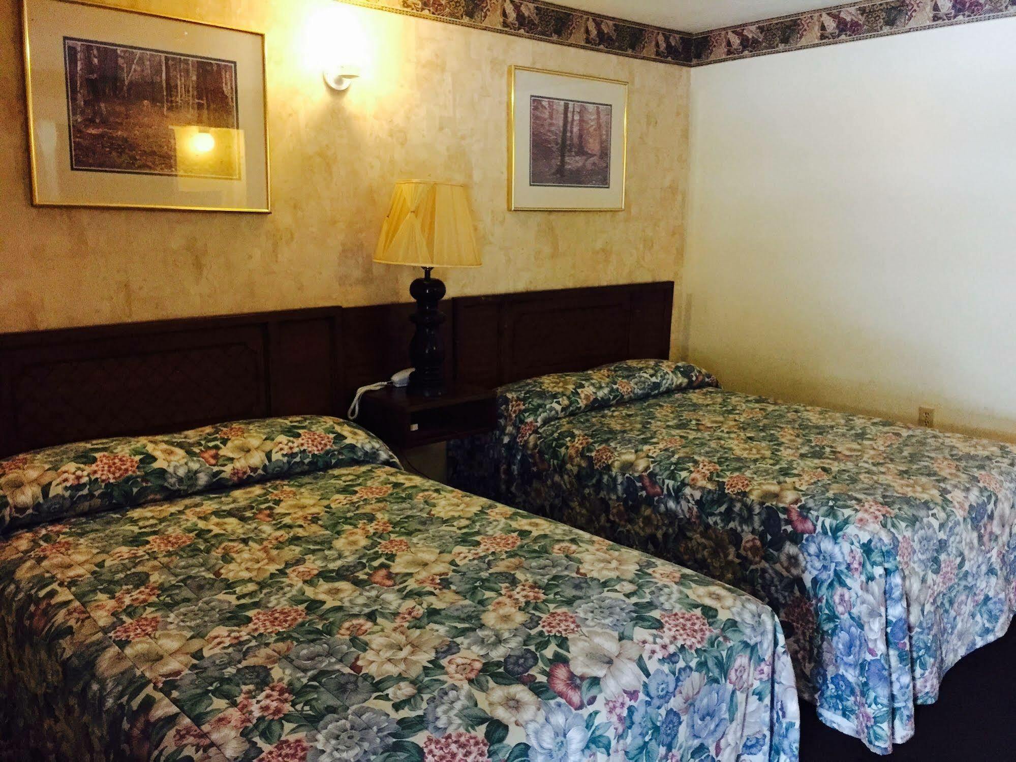 Regency Inn Bridgeport-Frankenmuth Екстериор снимка
